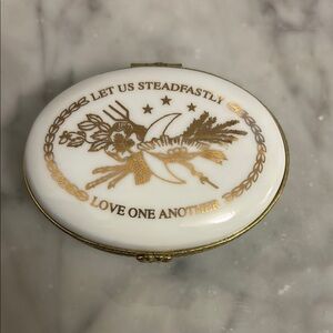 White and Gold Decorative DELTA DELTA DELTA / TRI DELTA SORORITY Trinket Box